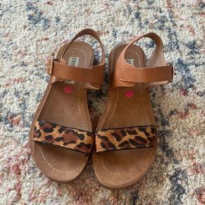 Steve madden kids sandals!!